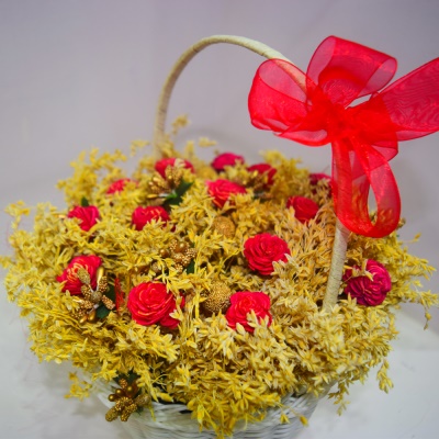 Dry Flower Brides Bouquet Plastic base 